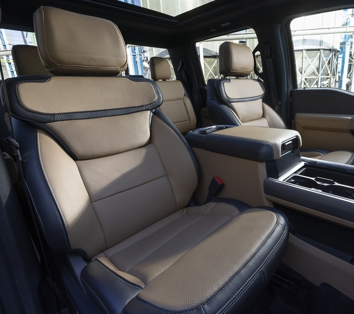 2023 Ford Super Duty® F-350® LARIAT interior shown in Baja-colored leather