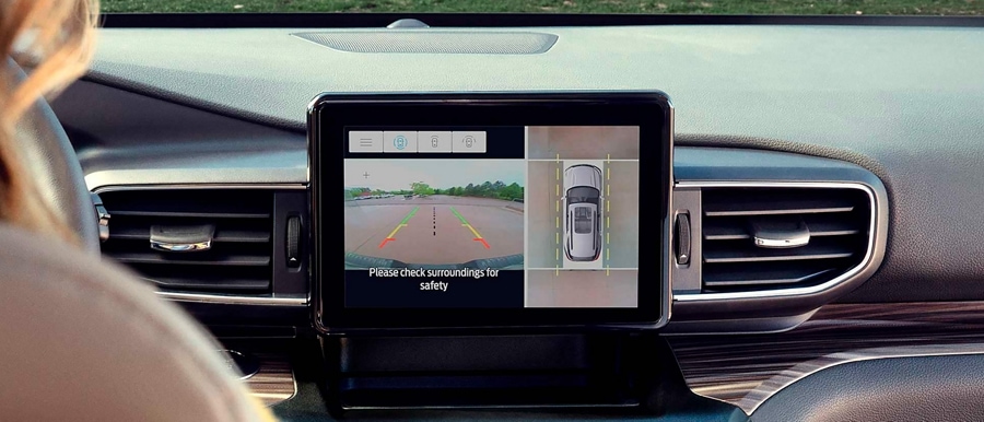2023 Ford Explorer® SUV 360-Degree Camera with Split-View Display