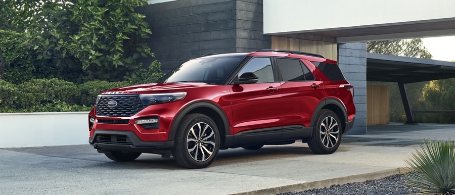 2022 Ford Explorer ST-Line parked in a driveway