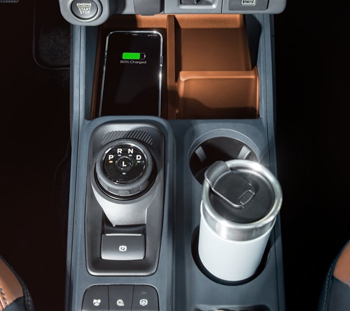 Close-up of a 2024 Ford Maverick® truck rotary gear shift dial